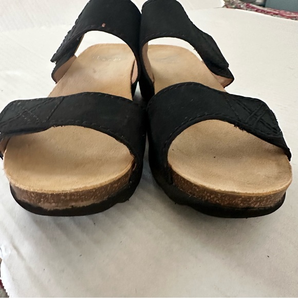Dansko Maddy Slip-On Wedge Sandal Velcro Leather Black Sz 37 Excellent Condition - Picture 3 of 12